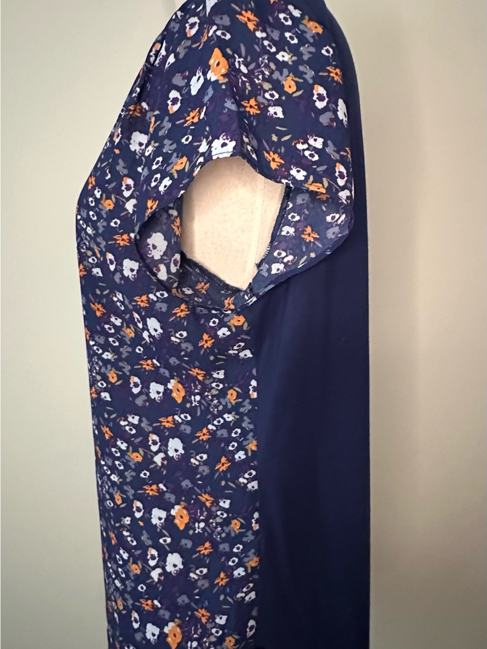 (2) Mixed media pullover tunic tops with cap sleeves: p2p 22” p2hem 24 1/2” - Picture 7 of 13